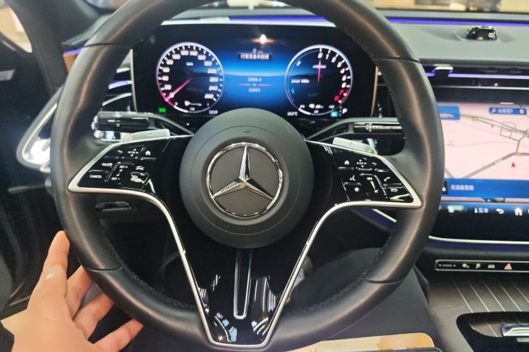 Used Mercedes-Benz E-Class New Energy 2024 E 350 e L Plug-in Hybrid Sedan Steering Wheel