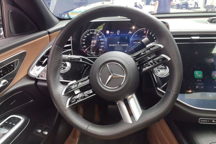 Used Mercedes-Benz E-Class New Energy 2024 E 350 e L Plug-in Hybrid Sedan Steering Wheel