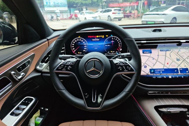 Used Mercedes-Benz E-Class New Energy 2024 E 350 e L Plug-in Hybrid Sedan Steering Wheel