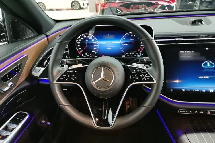 Used Mercedes-Benz E-Class New Energy 2024 E 350 e L Plug-in Hybrid Sedan Steering Wheel