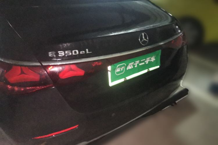 Used Mercedes-Benz E-Class New Energy 2024 E 350 e L Plug-in Hybrid Sedan Trunk