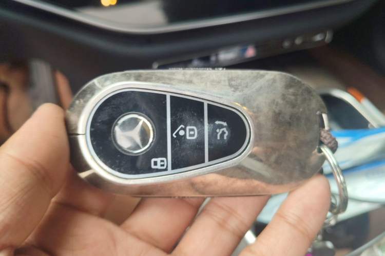 Used Mercedes-Benz E-Class New Energy 2024 E 350 e L Plug-in Hybrid Sedan Vehicle Key