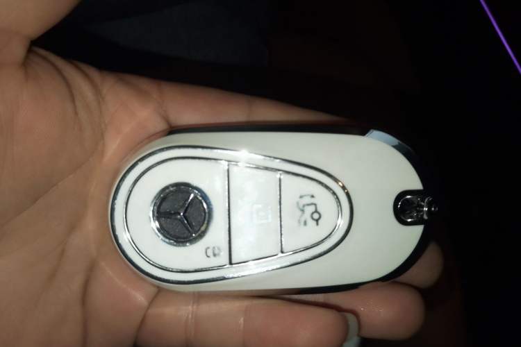 Used Mercedes-Benz E-Class New Energy 2024 E 350 e L Plug-in Hybrid Sedan Vehicle Key