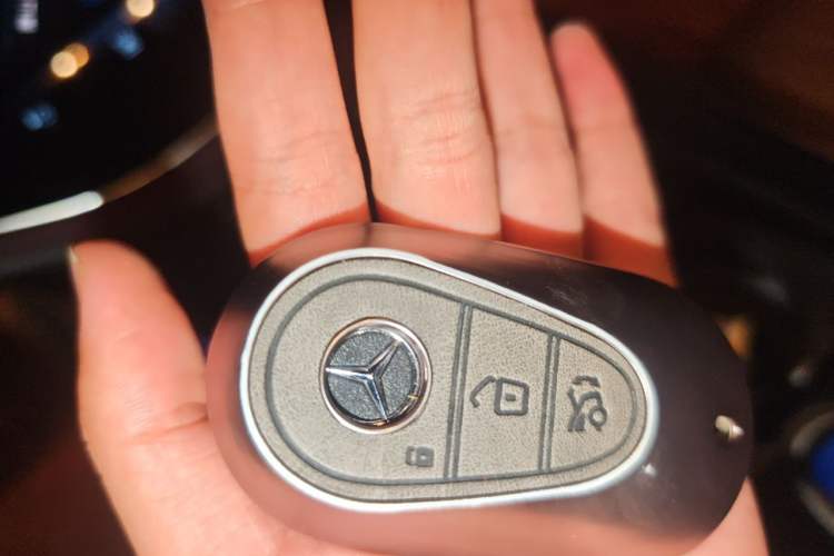 Used Mercedes-Benz E-Class New Energy 2024 E 350 e L Plug-in Hybrid Sedan Vehicle Key