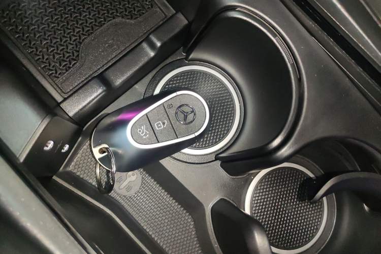 Used Mercedes-Benz E-Class New Energy 2024 E 350 e L Plug-in Hybrid Sedan Vehicle Key