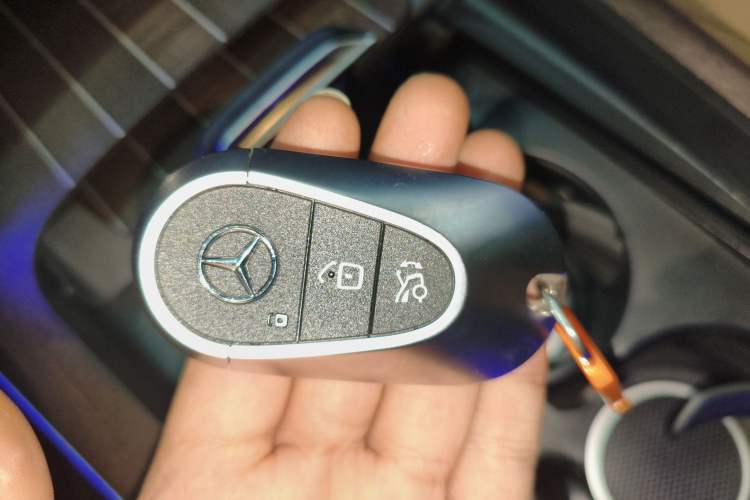 Used Mercedes-Benz E-Class New Energy 2024 E 350 e L Plug-in Hybrid Sedan Vehicle Key