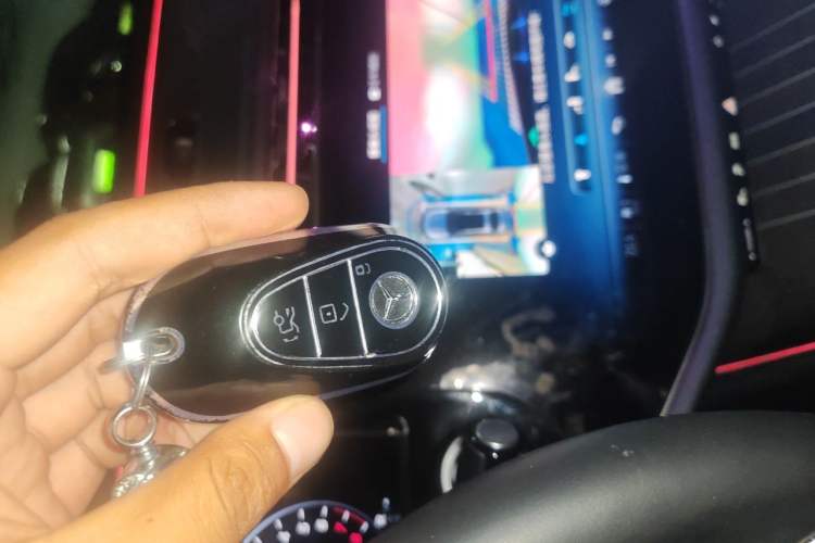 Used Mercedes-Benz E-Class New Energy 2024 E 350 e L Plug-in Hybrid Sedan Vehicle Key