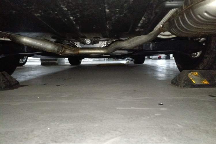 Used Mercedes-Benz E-Class New Energy 2024 E 350 e L Plug-in Hybrid Sedan Chassis Rear