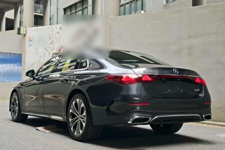 Used Mercedes-Benz E-Class New Energy 2024 E 350 e L Plug-in Hybrid Sports Sedan Exterior 5