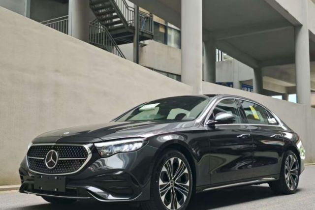 Used Mercedes-Benz E-Class New Energy 2024 E 350 e L Plug-in Hybrid Sports Sedan