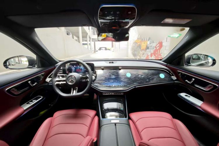 Used Mercedes-Benz E-Class New Energy 2024 E 350 e L Plug-in Hybrid Sports Sedan Interior 1
