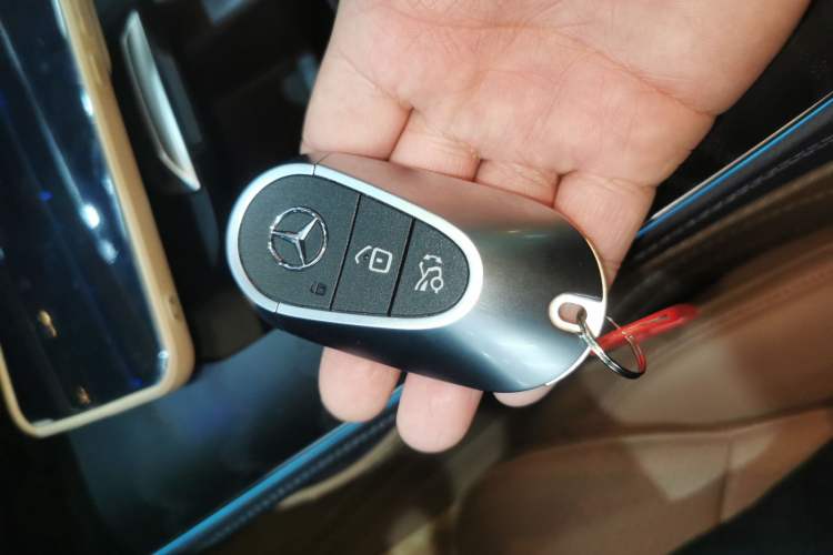 Used Mercedes-Benz E-Class New Energy 2024 E 350 e L Plug-in Hybrid Sports Sedan Interior 1