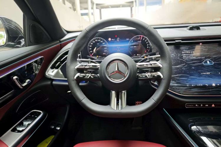 Used Mercedes-Benz E-Class New Energy 2024 E 350 e L Plug-in Hybrid Sports Sedan Interior 2
