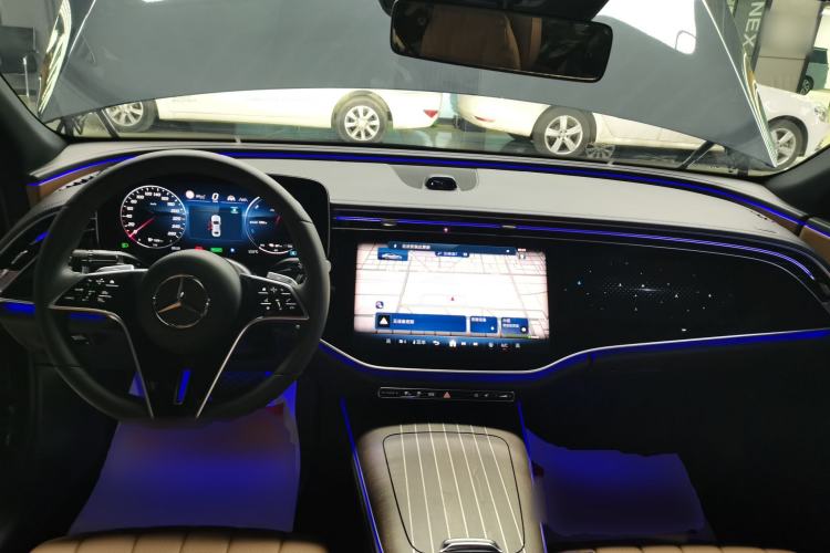 Used Mercedes-Benz E-Class New Energy 2024 E 350 e L Plug-in Hybrid Sedan Interior 2