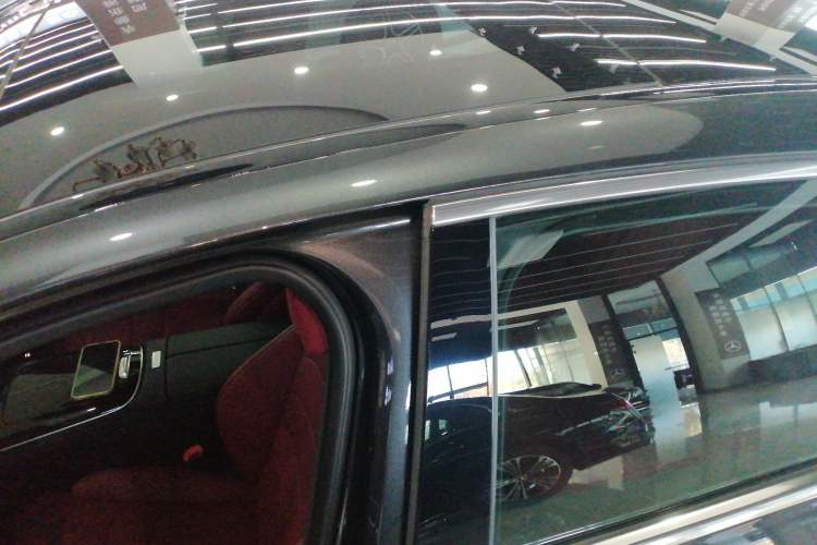 Used Mercedes-Benz E-Class New Energy 2024 E 350 e L Plug-in Hybrid Sports Sedan Roof
