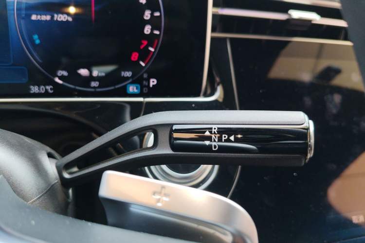 Used Mercedes-Benz E-Class New Energy 2024 E 350 e L Plug-in Hybrid Sedan Gear Lever