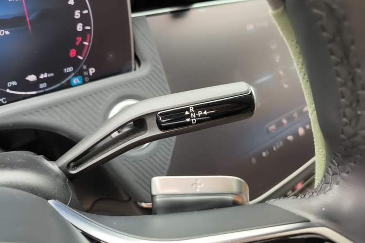 Used Mercedes-Benz E-Class New Energy 2024 E 350 e L Plug-in Hybrid Sedan Gear Lever