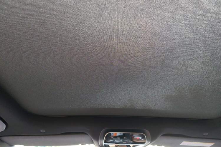 Used Mercedes-Benz E-Class New Energy 2024 E 350 e L Plug-in Hybrid Sedan Headliner