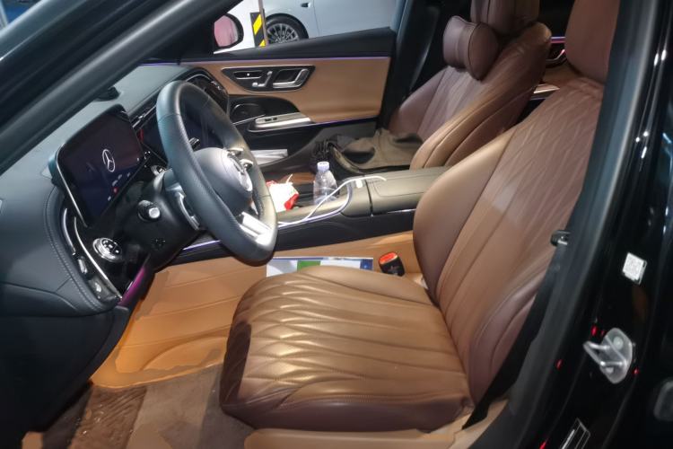 Used Mercedes-Benz E-Class New Energy 2024 E 350 e L Plug-in Hybrid Sports Sedan Left Front Seat