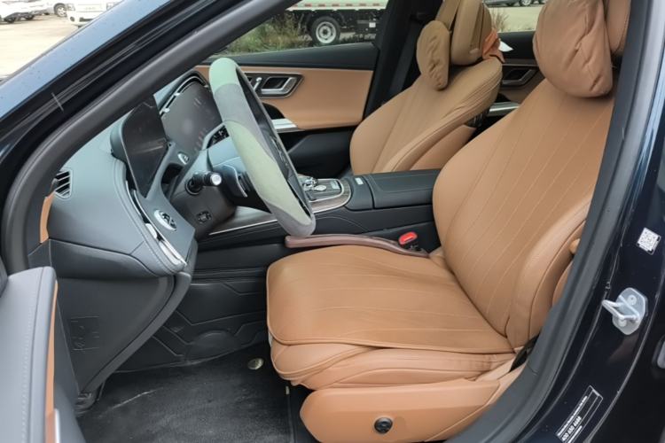 Used Mercedes-Benz E-Class New Energy 2024 E 350 e L Plug-in Hybrid Sedan Left Front Seat