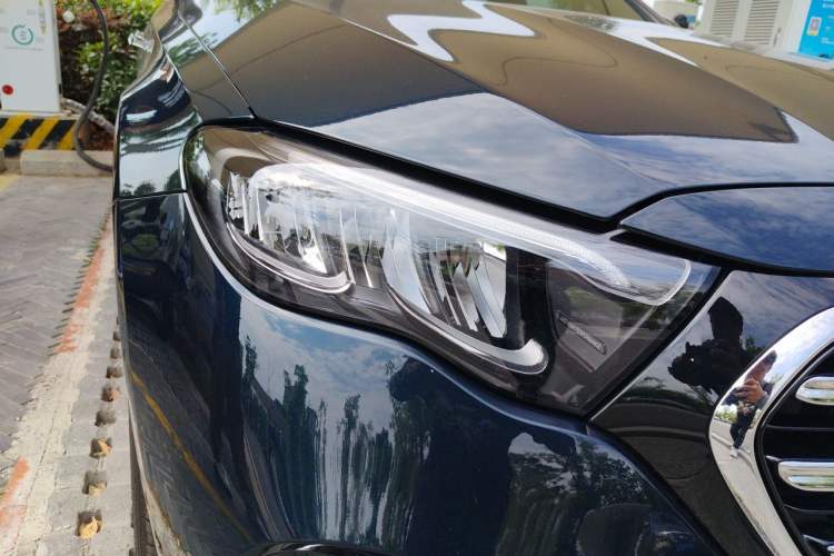 Used Mercedes-Benz E-Class New Energy 2024 E 350 e L Plug-in Hybrid Sedan Right Front Headlight