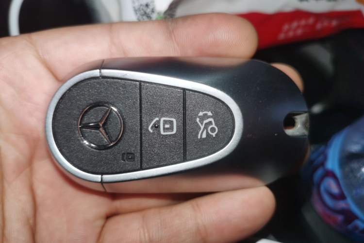 Used Mercedes-Benz E-Class New Energy 2024 E 350 e L Plug-in Hybrid Sports Sedan Vehicle Key