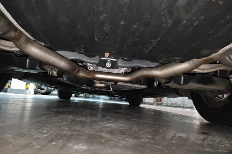 Used Mercedes-Benz E-Class New Energy 2024 E 350 e L Plug-in Hybrid Sports Sedan Chassis Rear
