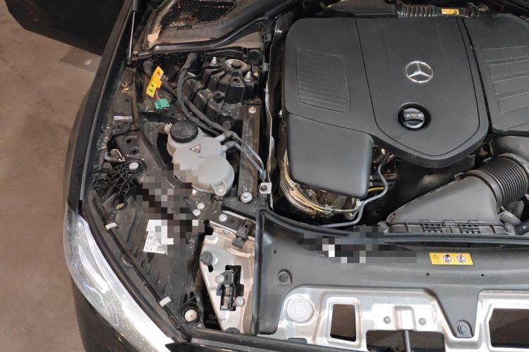 Used Mercedes-Benz E-Class New Energy 2024 E 350 e L Plug-in Hybrid Sports Sedan Engine Bay Right