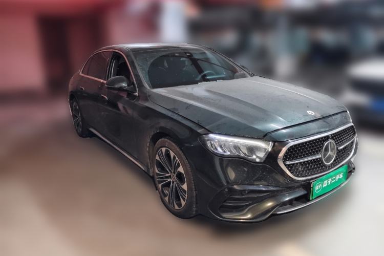 Used Mercedes-Benz E-Class New Energy 2024 E 350 e L Plug-in Hybrid Sports Sedan Front Right 45 Deg