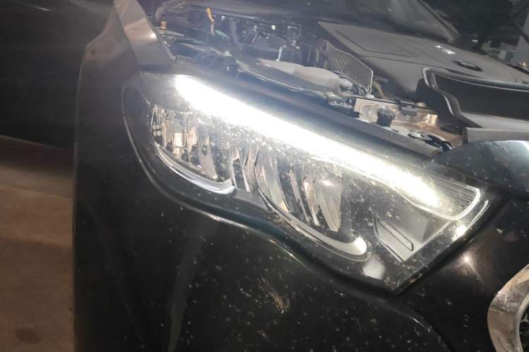 Used Mercedes-Benz E-Class New Energy 2024 E 350 e L Plug-in Hybrid Sports Sedan Right Front Headlight