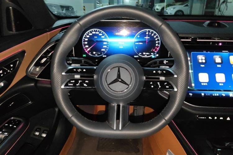 Used Mercedes-Benz E-Class New Energy 2024 E 350 e L Plug-in Hybrid Sports Sedan Steering Wheel
