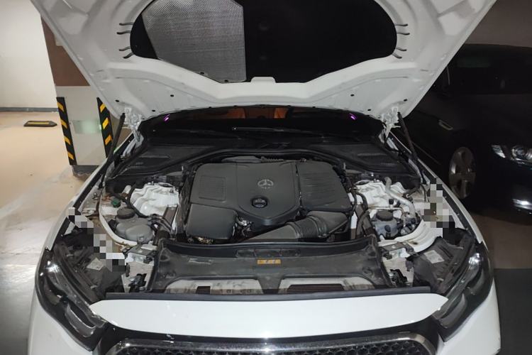 Used Mercedes-Benz E-Class New Energy 2024 E 350 e L Plug-in Hybrid Sports Sedan Engine Bay