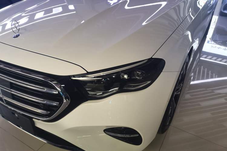 Used Mercedes-Benz E-Class New Energy 2024 E 350 e L Plug-in Hybrid Sedan Left Front Headlight
