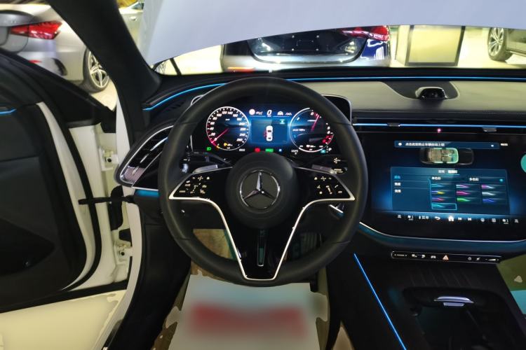 Used Mercedes-Benz E-Class New Energy 2024 E 350 e L Plug-in Hybrid Sedan Steering Wheel
