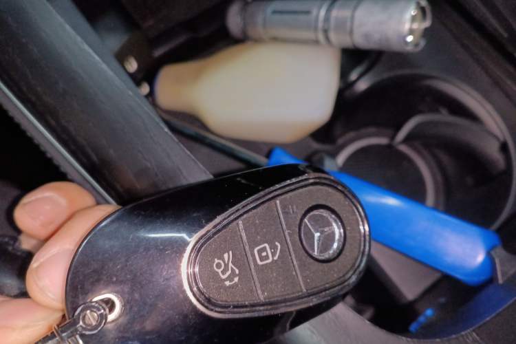 Used Mercedes-Benz E-Class New Energy 2024 E 350 e L Plug-in Hybrid Sports Sedan Vehicle Key