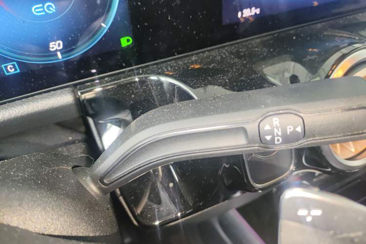 Used Mercedes-Benz EQA 2022 EQA 300 4MATIC Launch Edition Gear Lever