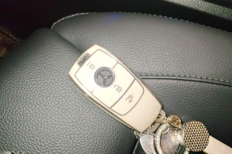 Used Mercedes-Benz EQA 2022 EQA 260 Interior 1