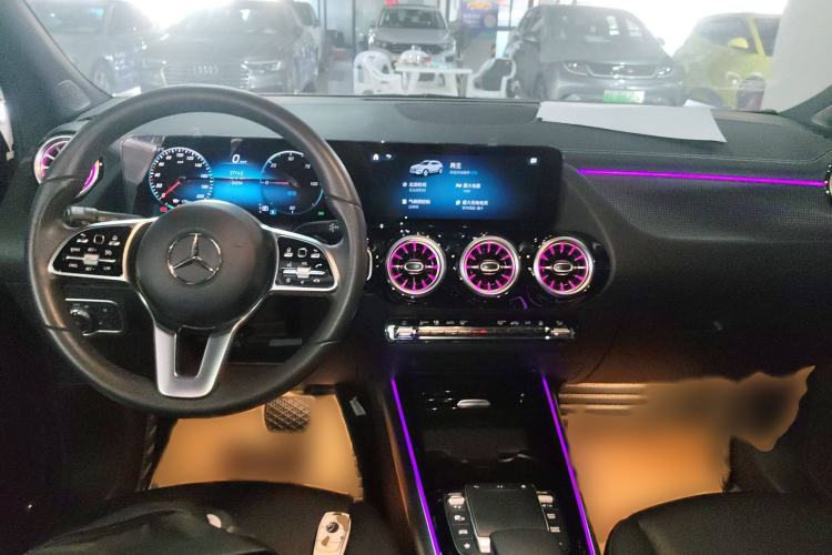 Used Mercedes-Benz EQA 2022 EQA 260 Interior 2
