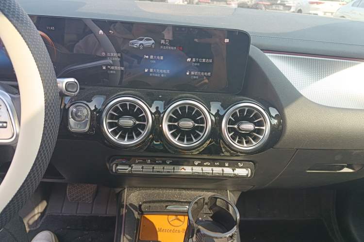 Used Mercedes-Benz EQA 2022 EQA 260 Audio And AC Panel