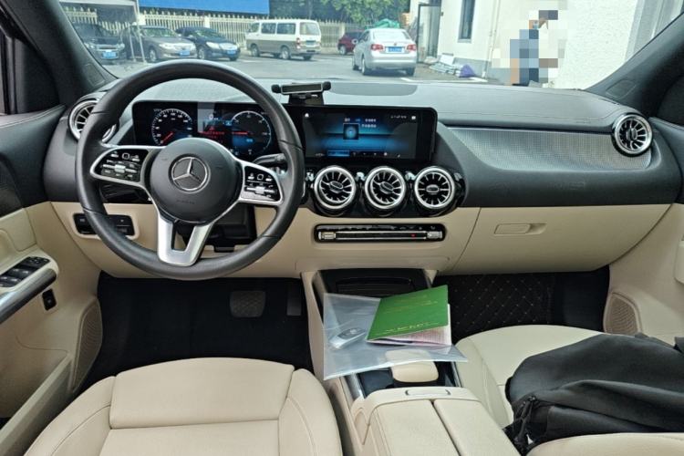 Used Mercedes-Benz EQA 2022 EQA 260 Center Console