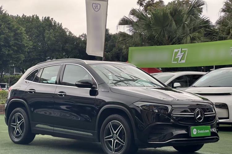 Used Mercedes-Benz EQA 2022 EQA 300 4MATIC Launch Edition Exterior 6