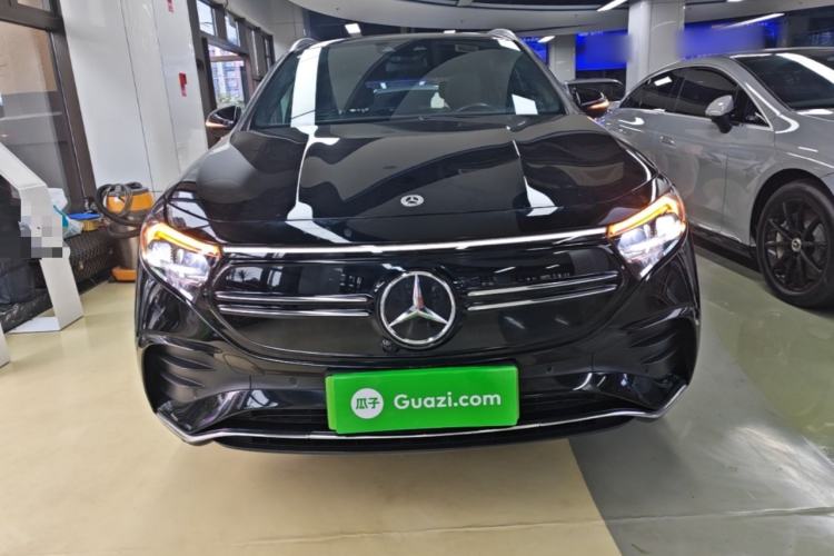 Used Mercedes-Benz EQA 2022 EQA 300 4MATIC Launch Edition Front