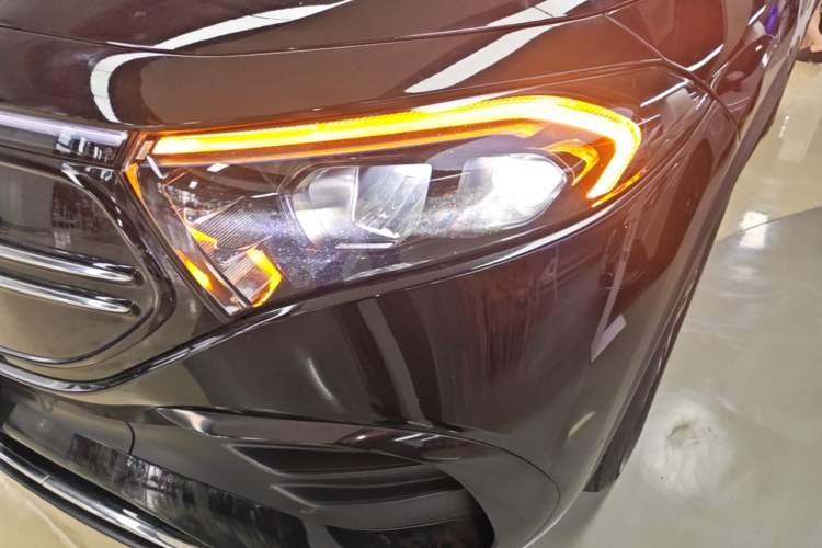 Used Mercedes-Benz EQA 2022 EQA 300 4MATIC Launch Edition Left Front Headlight