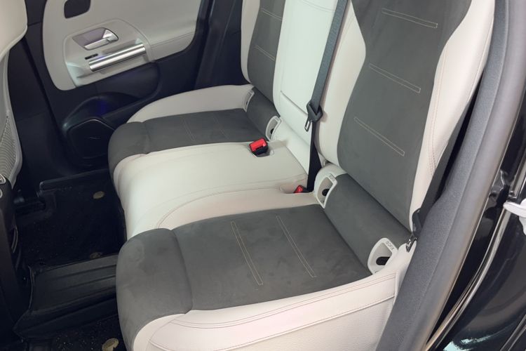 Used Mercedes-Benz EQA 2022 EQA 300 4MATIC Launch Edition Left Rear Seat