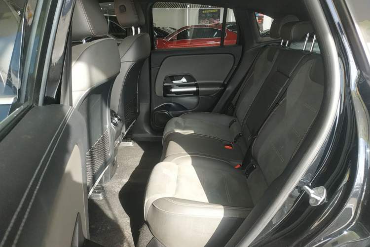 Used Mercedes-Benz EQA 2022 EQA 300 4MATIC Launch Edition Left Rear Seat