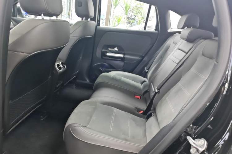 Used Mercedes-Benz EQA 2022 EQA 300 4MATIC Launch Edition Left Rear Seat