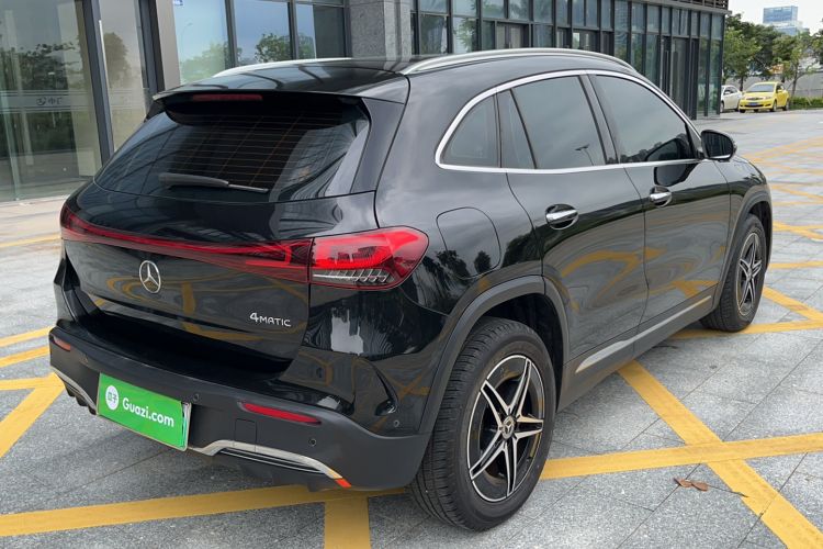 Used Mercedes-Benz EQA 2022 EQA 300 4MATIC Launch Edition Rear Right 45 Deg