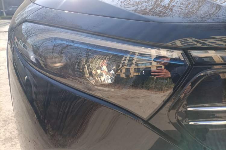 Used Mercedes-Benz EQA 2022 EQA 300 4MATIC Launch Edition Right Front Headlight