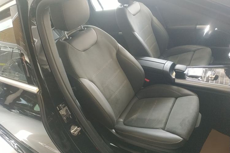 Used Mercedes-Benz EQA 2022 EQA 300 4MATIC Launch Edition Right Front Seat