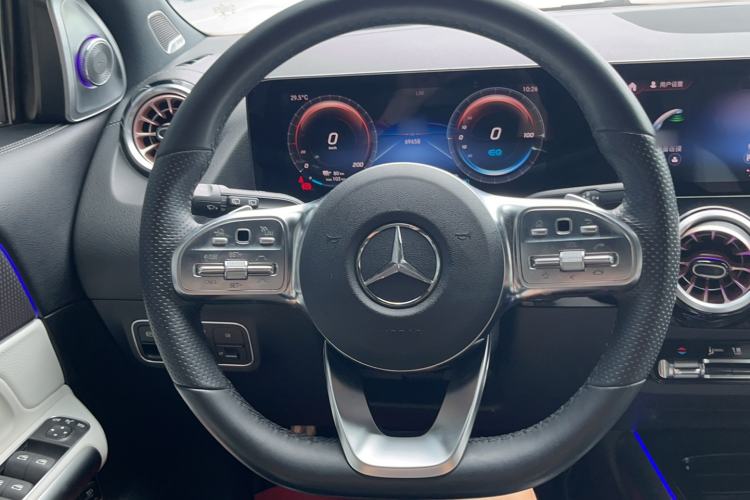 Used Mercedes-Benz EQA 2022 EQA 300 4MATIC Launch Edition Steering Wheel